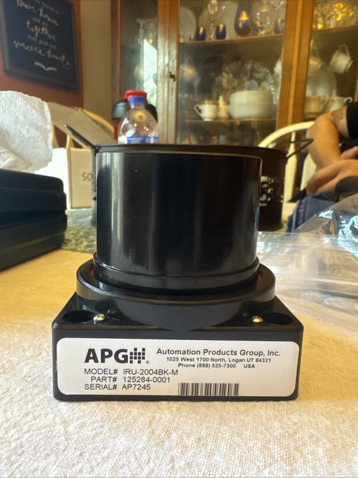 APG IRU-2004BK-M series ultrasonic level sensor Automation Products Group USA