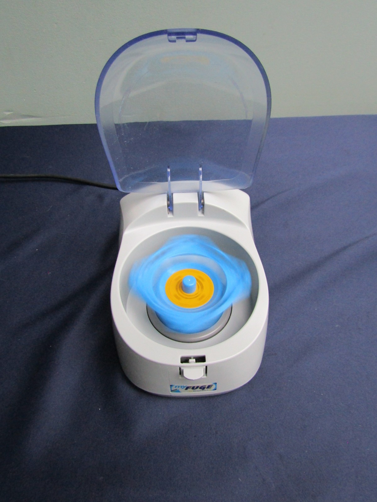 Benchmark MyFuge C1012 Mini Centrifuge with Variety 12 and 32 Place Rotor