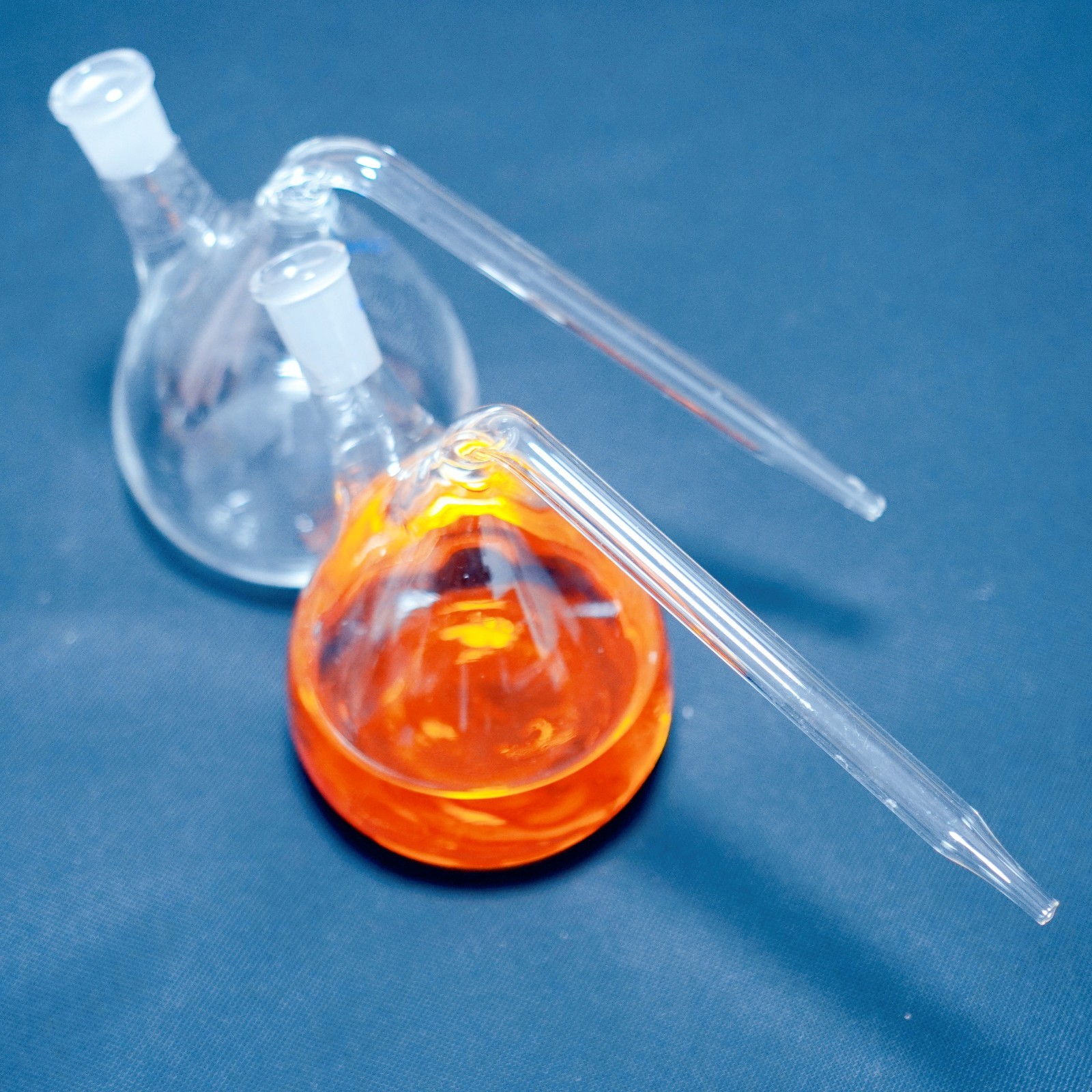 Lab glass retort flask distilling flask 1000 ml, 500 ml borosilicate glass