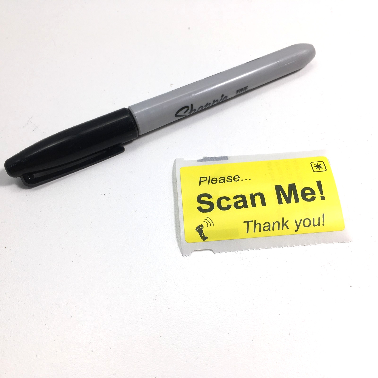 SCAN ME Sticker Label (Please Thank You) 2.25″ L x 1.25″ H Rectangle YELLOW