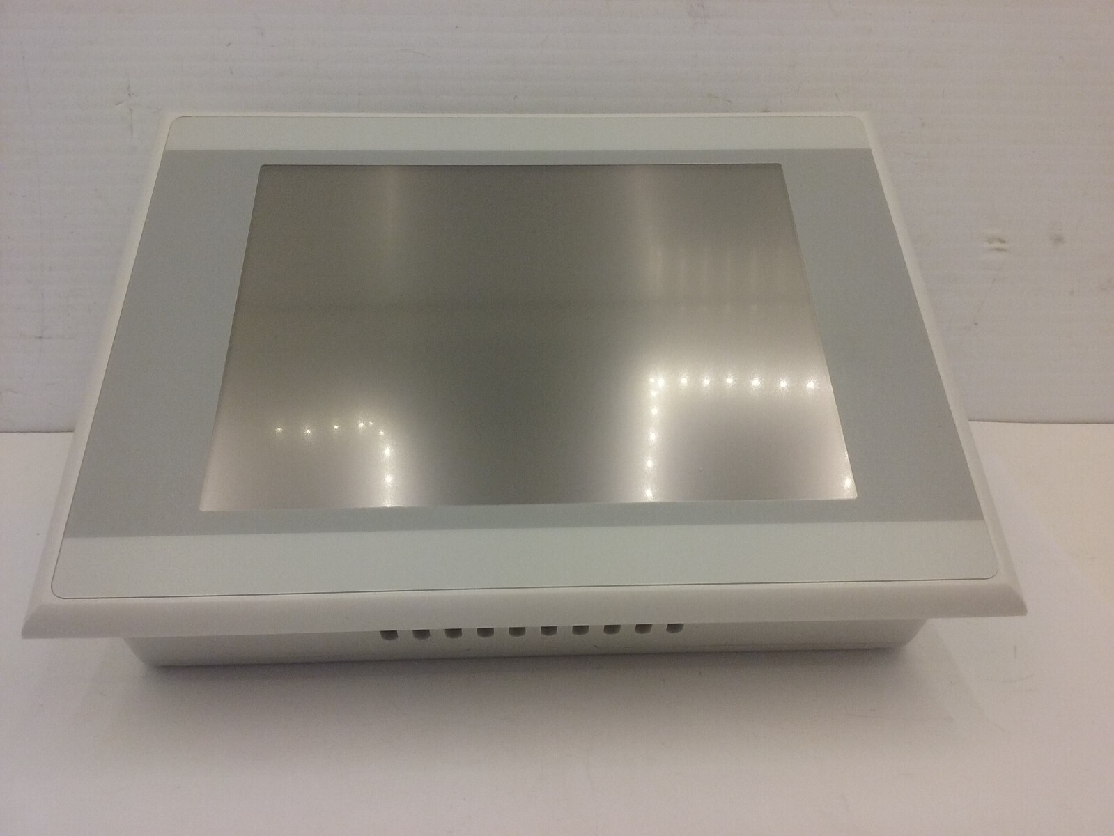 EATON XV-102-E6-57TVRC-10 TOUCH SCREEN PANEL, PN:153525, 24VDC 0.4A