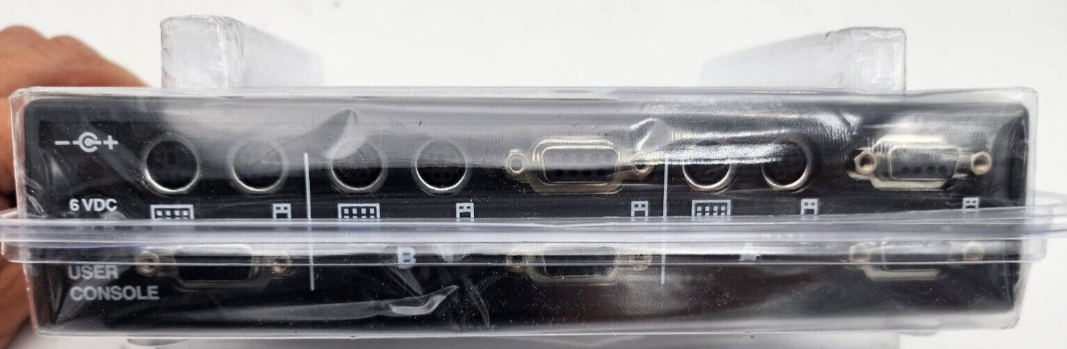 Black Box 520-168-001 ServSwitch 2-Port KVM Switch Model SW625A-R2