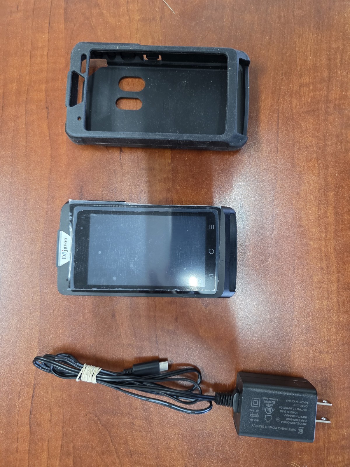 DEJAVOO QD3 WIRELESS TERMINAL (4G + WIFI) «UNLOCKED» REFURBISHED & RUBBER CASE