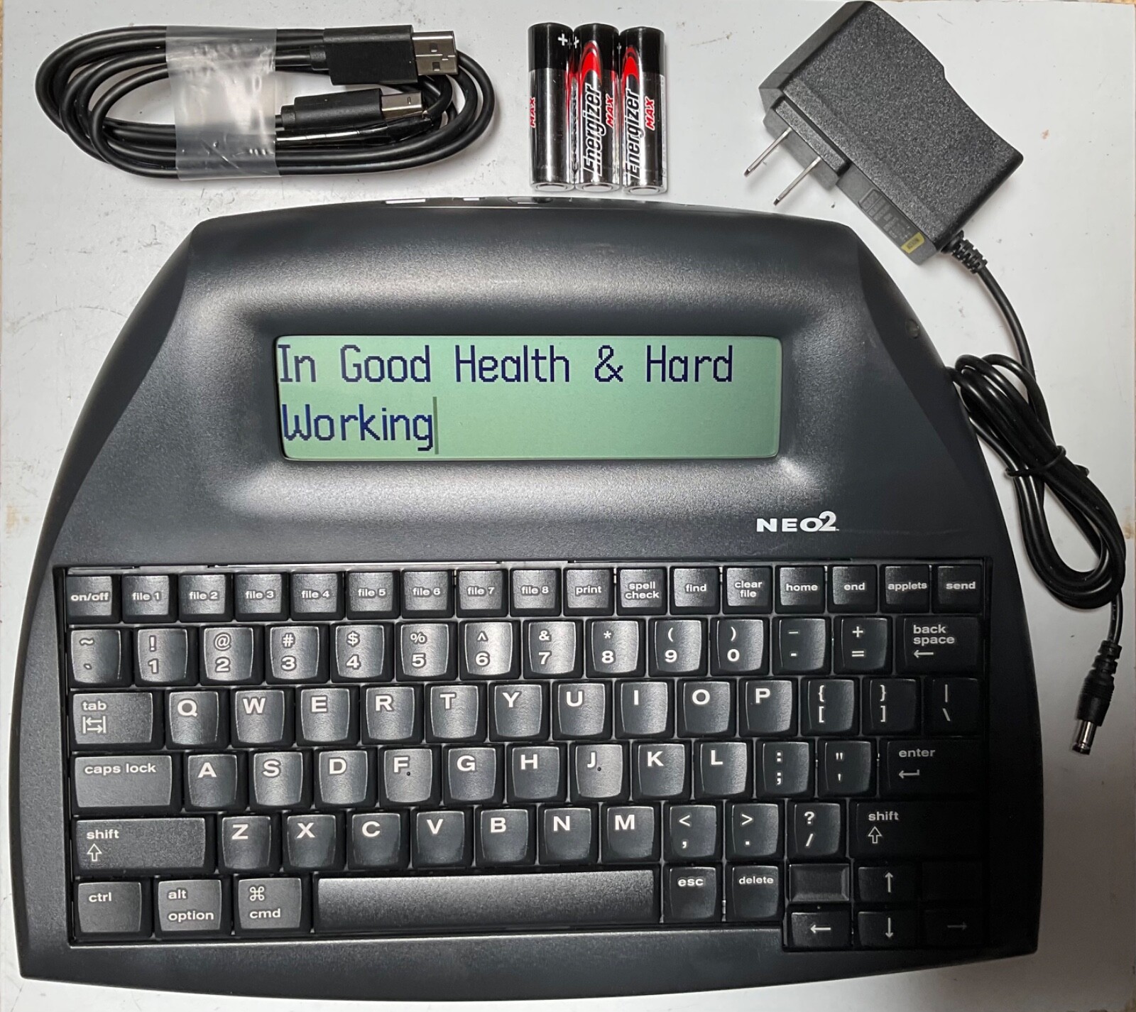 W/ AC Adapter TESTED AlphaSmart NEO2 Laptop Word Processor BATTERIES/USB Cable