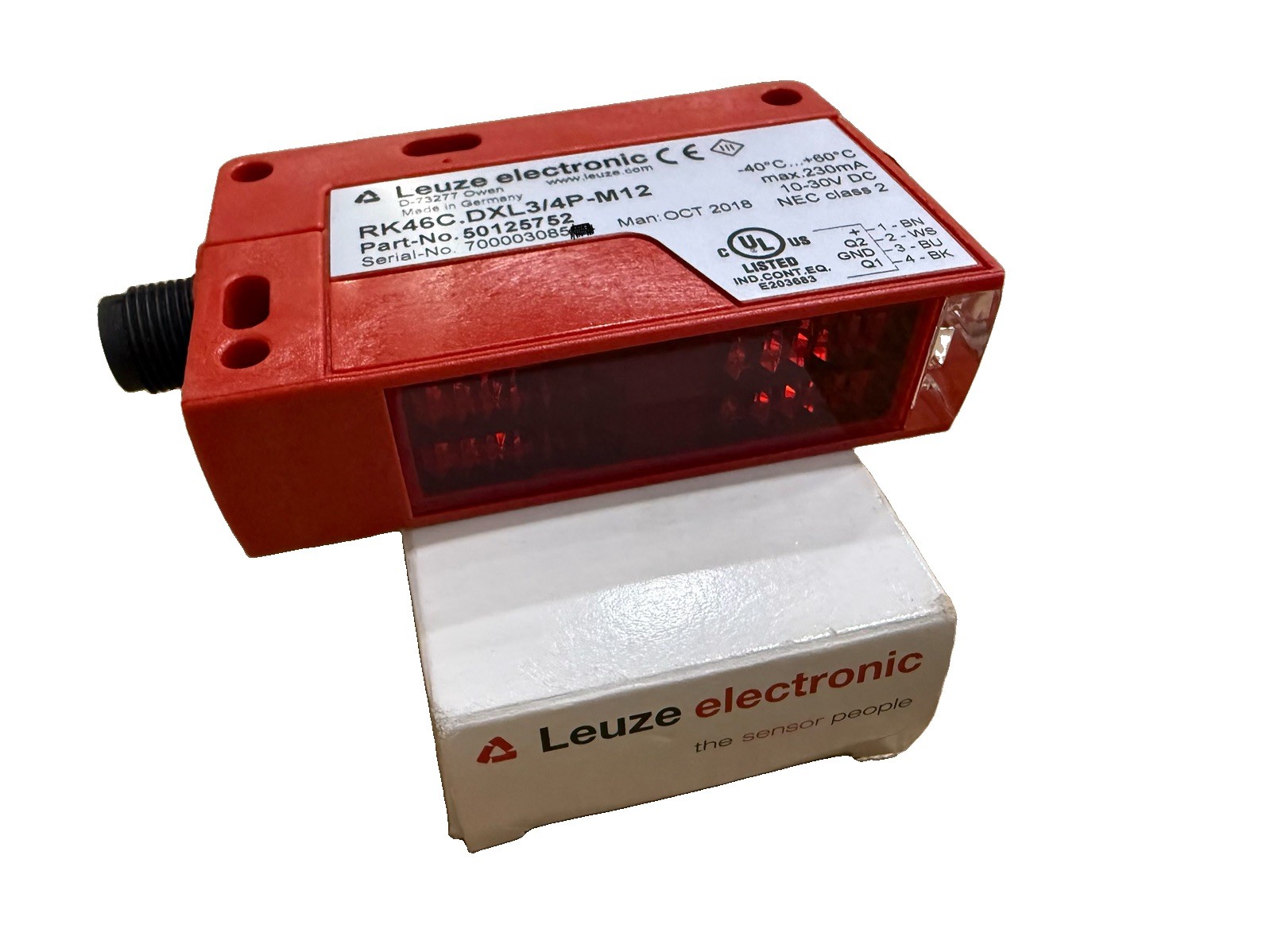 Leuze Photoelectric Sensor – PN 50125752 *US VENDOR*