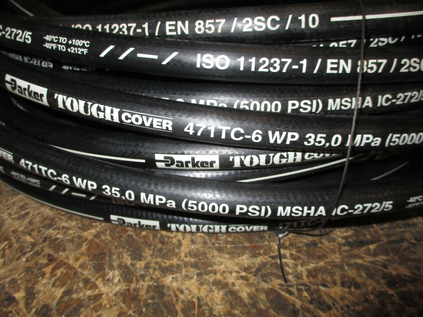 PARKER HYDRAULIC HOSE 471TC-6 3/8″ 100′ TWO WIRE HOSE 100R16