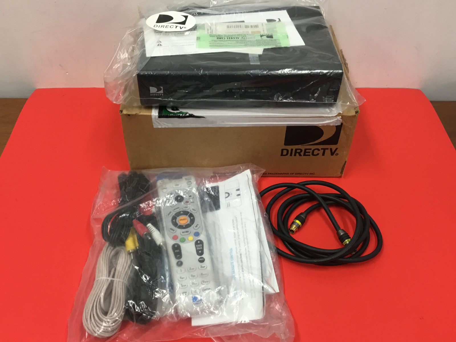Direct TV – D12-700 – Stream Box – UNUSED