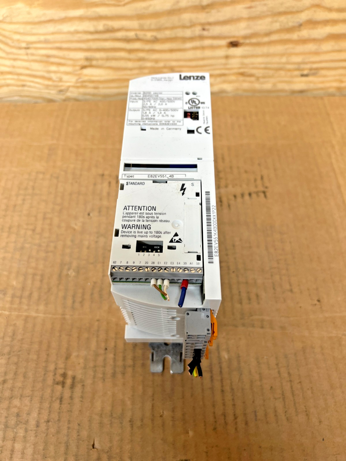 LENZE E82EV551_4B, 8200 VECTOR 0.55KW INVERTER, CLEAN TAKEOUT, MAKE OFFER!