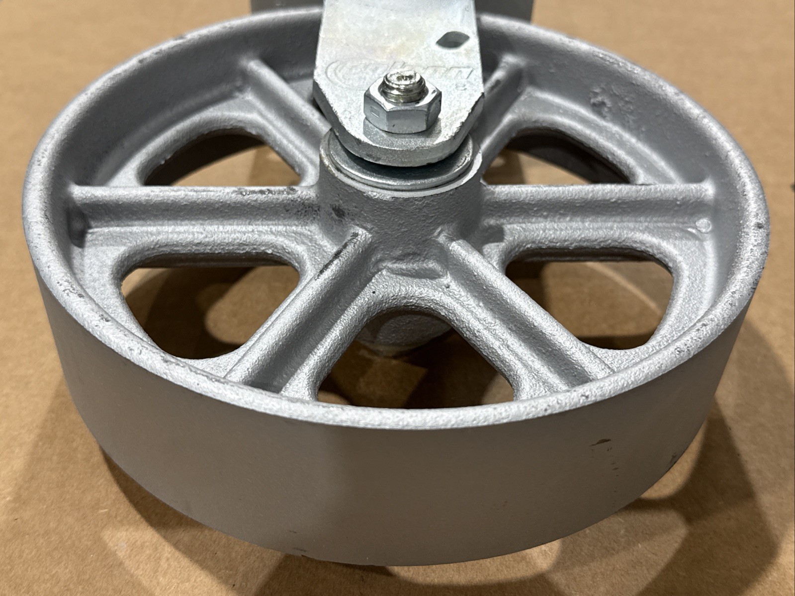 Colson 16CA08201R 8″ X 2″ Cast Iron Rigid Caster, No Brake, Loads 1250 Lb New