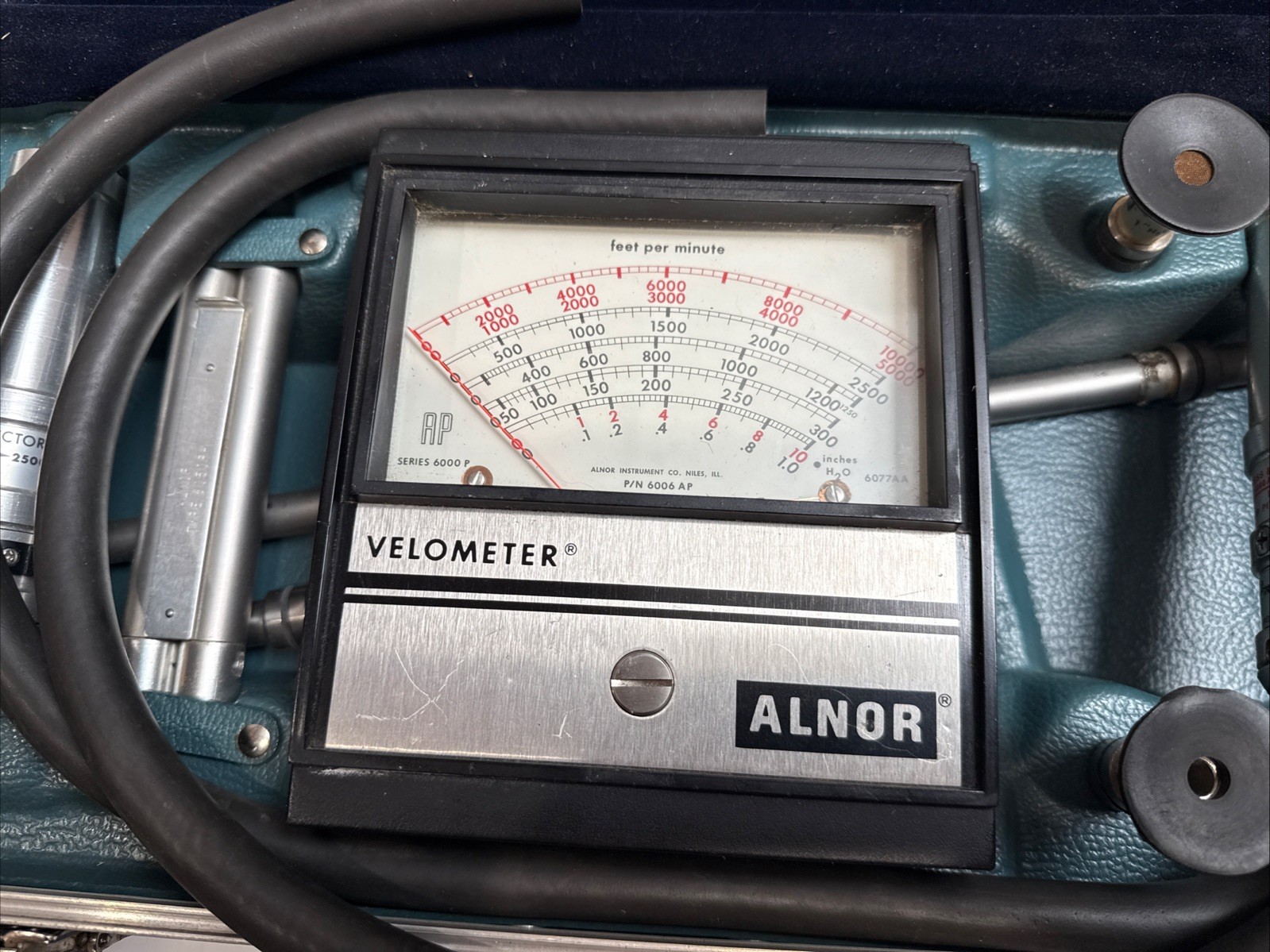 Alnor Velometer Air Velocity Flow Meter 6000 AP With Accessories & Case