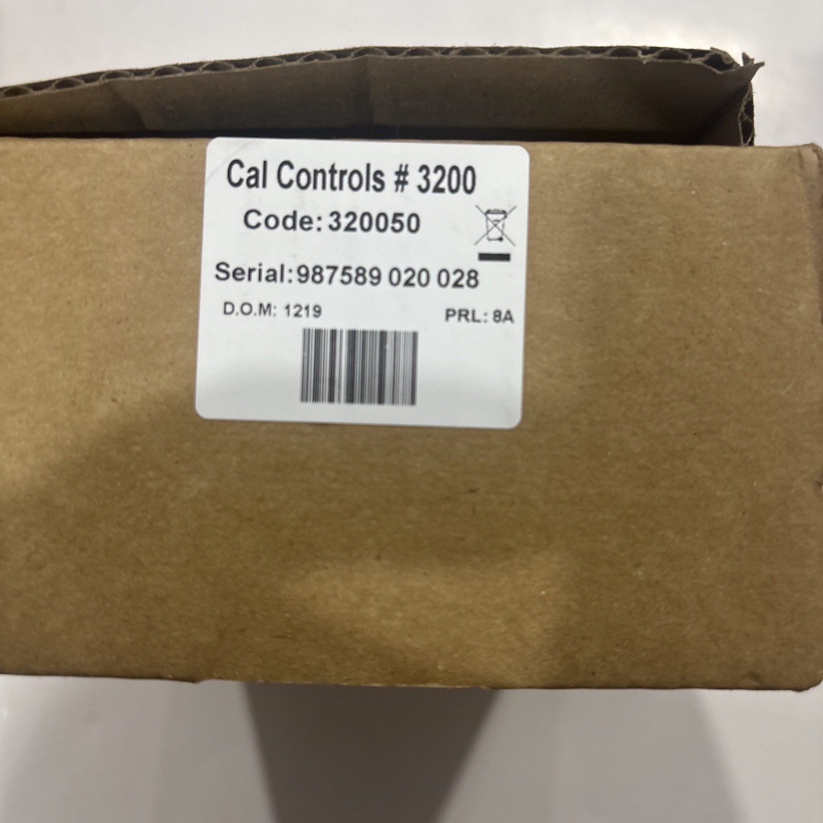 CAL CONTROLS 3200 PID Temperature Controller CODE: 320050 New