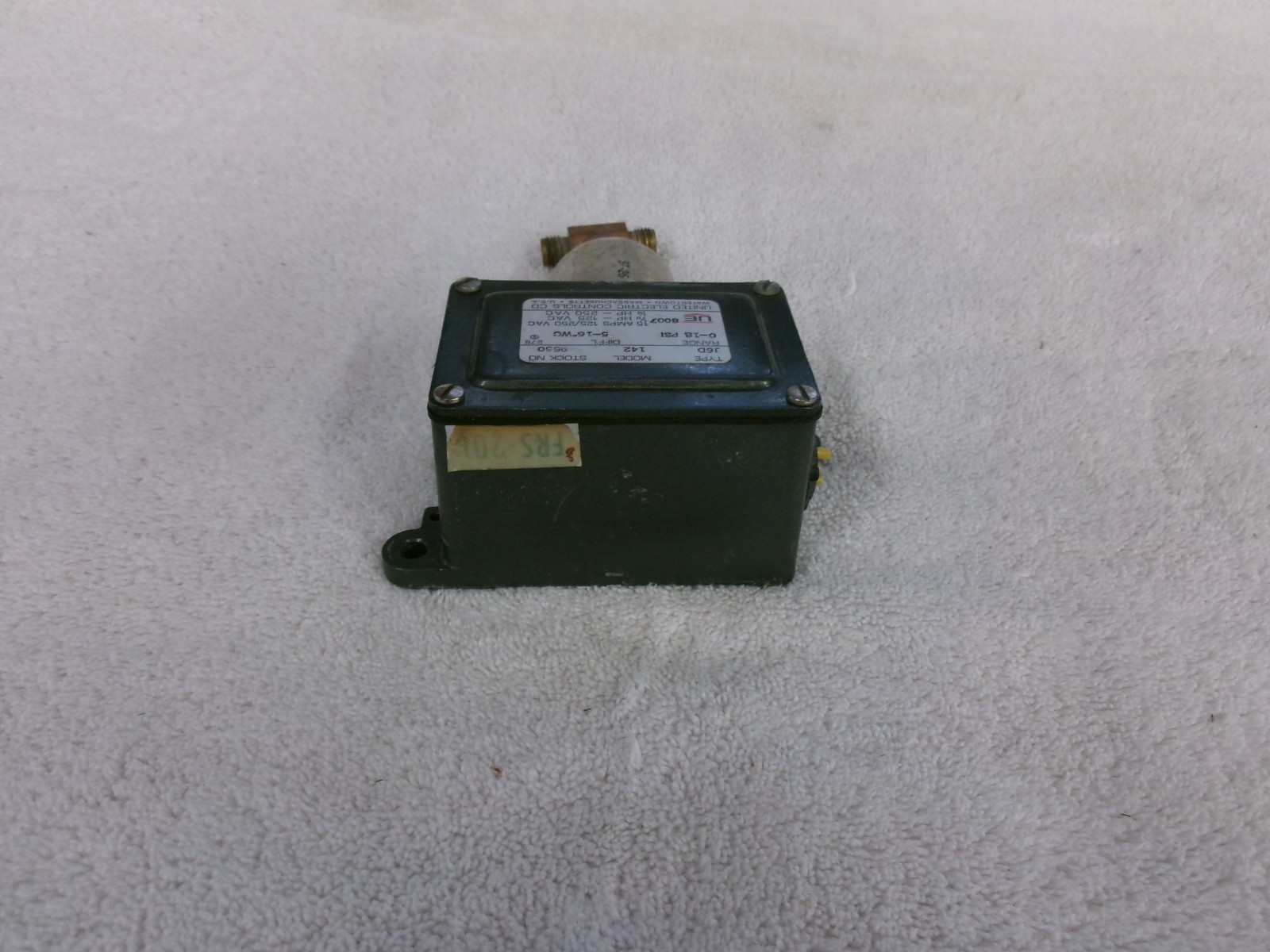 United Electric Controls Pressure Switch Type J6D Model 142 J6D 142 9550