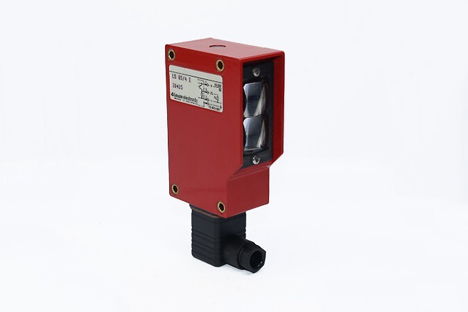 Leuze LS 85/4 E Throughbeam Photoelectric Sensor 50000248