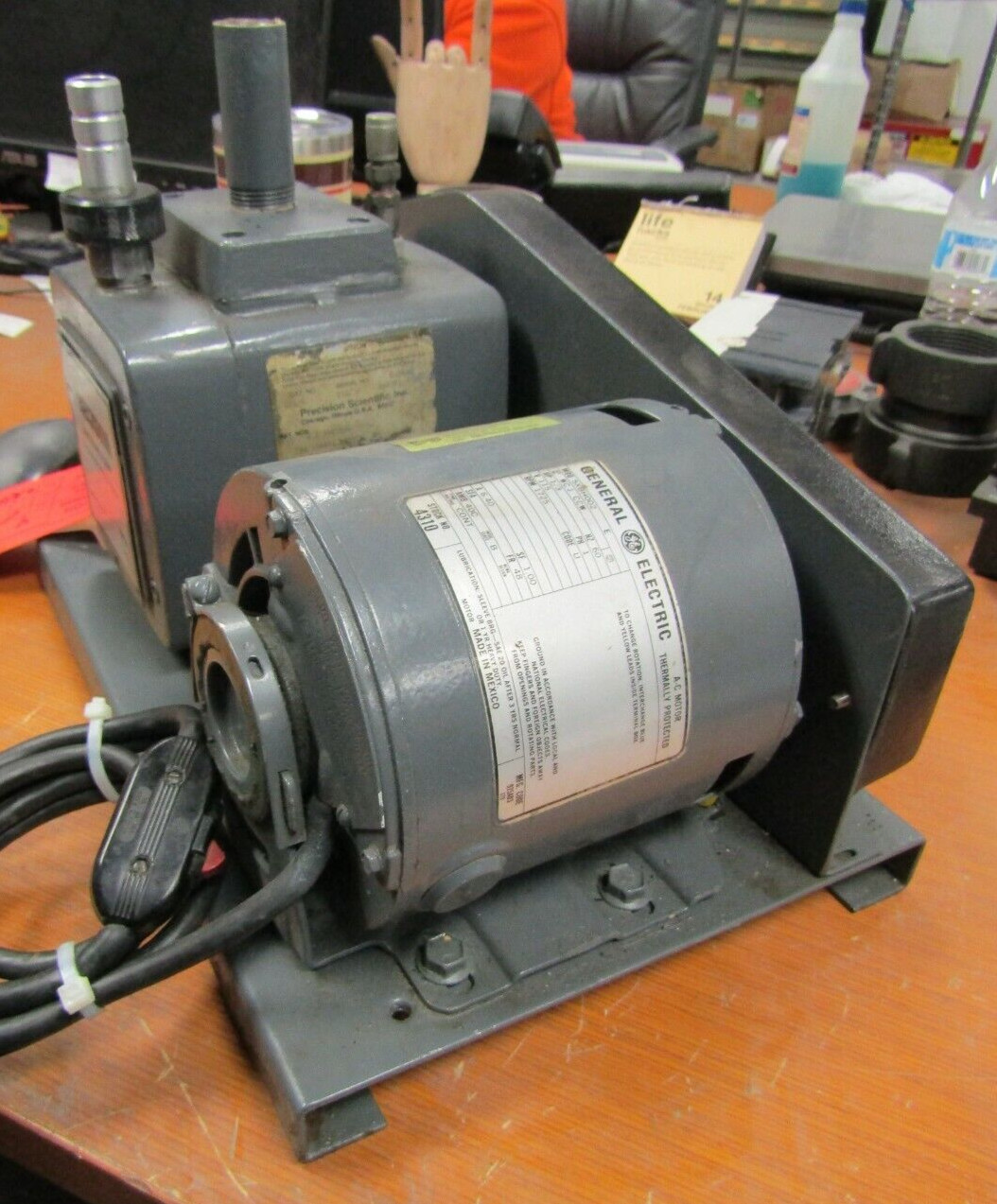 😎 PRECISION D25 BELT-DRIVEN VACUUM PUMP 1/3 HP 120 VAC 1725 RPM 0.9CU FT/MIN