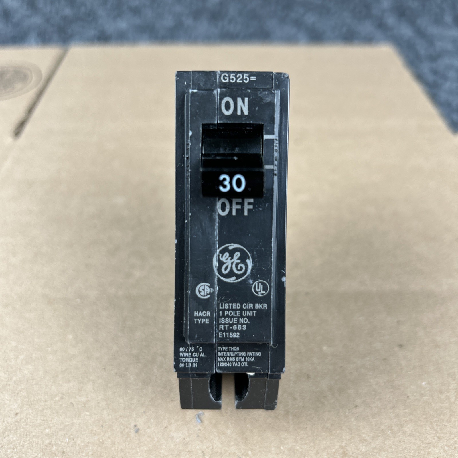 GE THQB1130, 30 Amp, 120 Volt, 1 Pole, Bolt On, Circuit Breaker