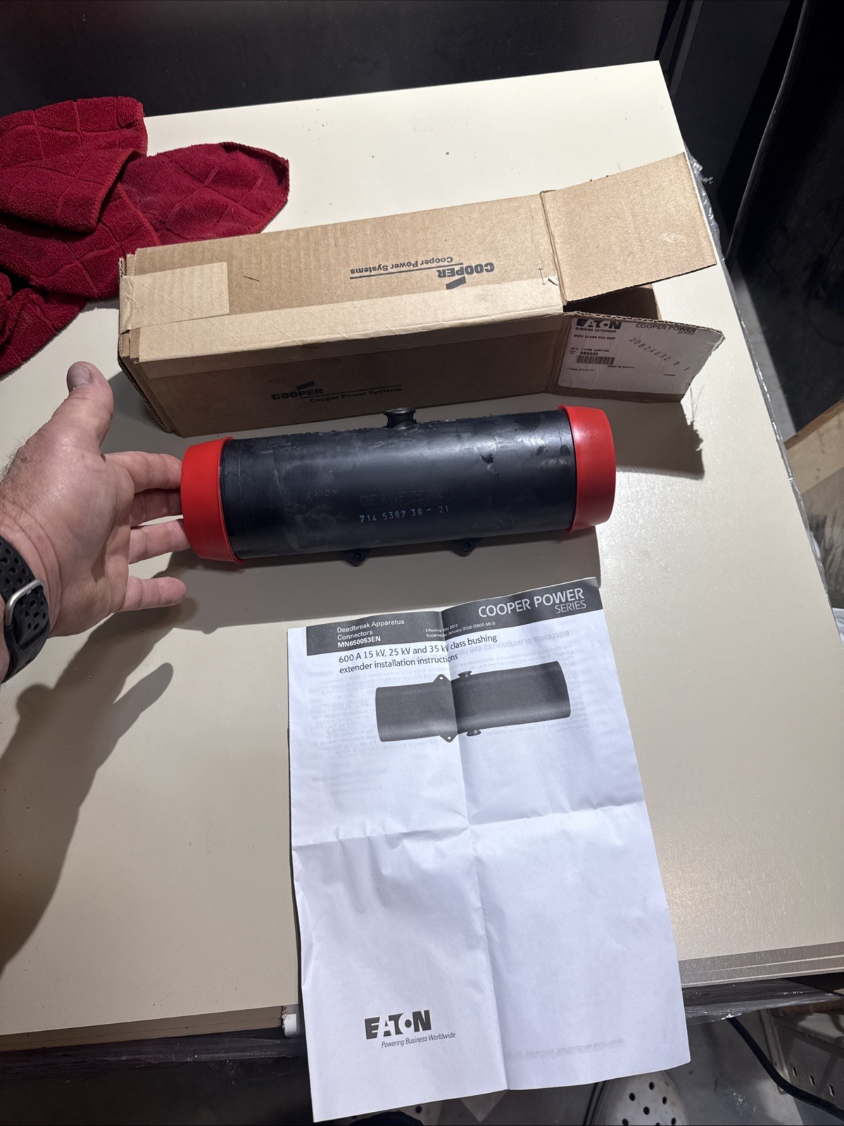 Cooper Power SYSTEMS Bushing Extender 35KV 600A DBE635 new in box