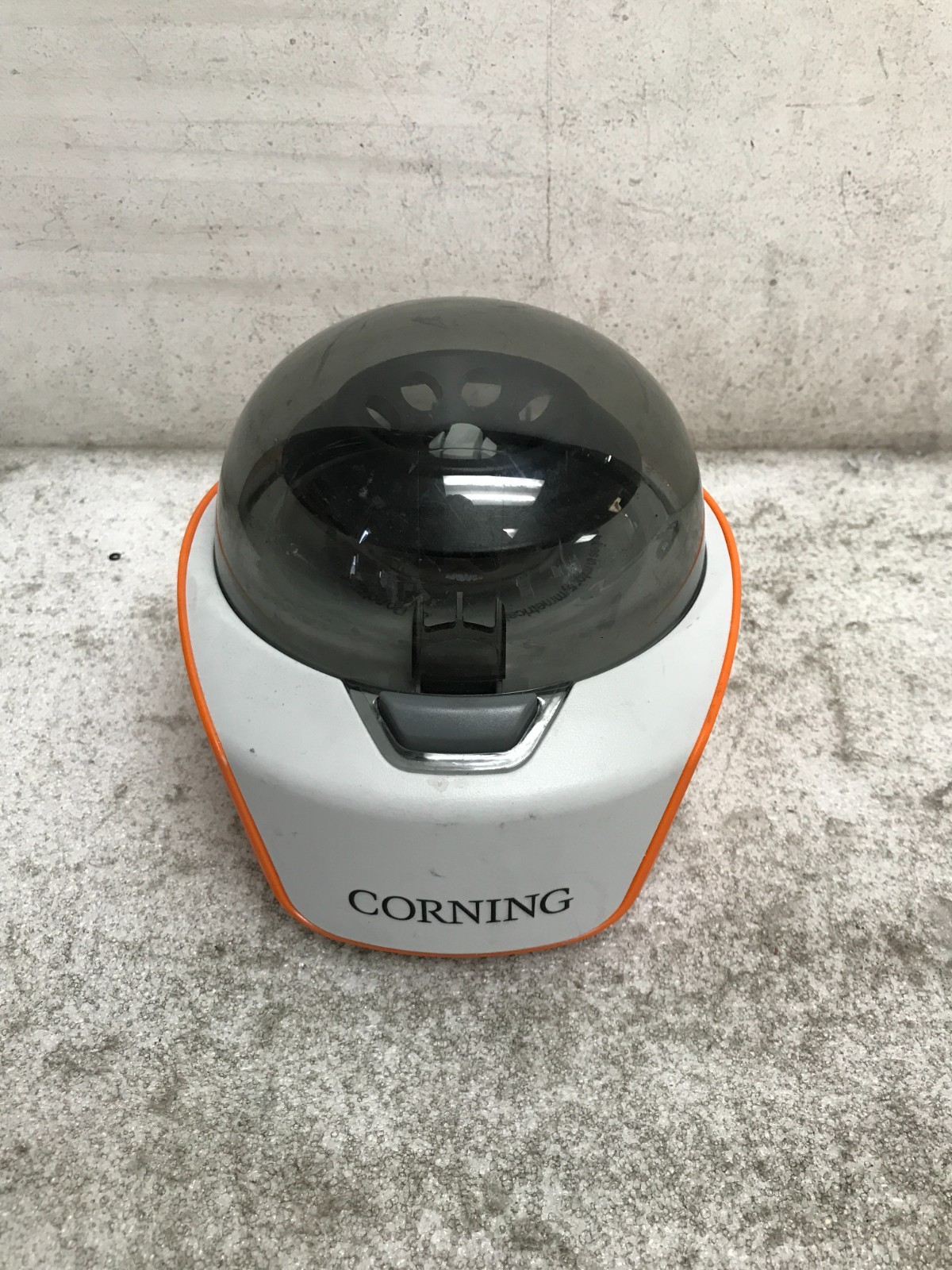 Corning 6770 LSE Mini Micro Centrifuge, 100-240VAC