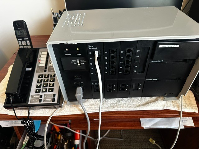 AT&T/Lucent Merlin 820 Control Unit SEE DESCRIPTIN FOR HELP