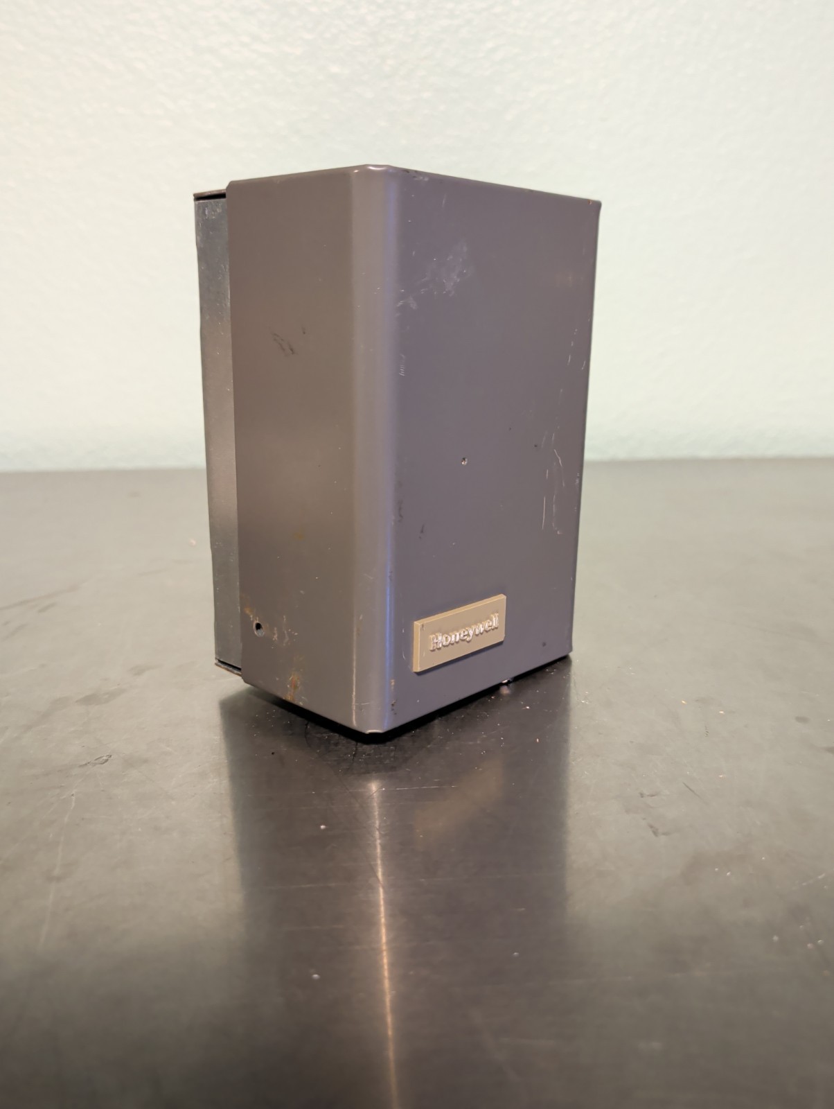 Resideo High Limit Vert Mount Aquastat Relay w/ 50VA Transformer L8148E1299 3