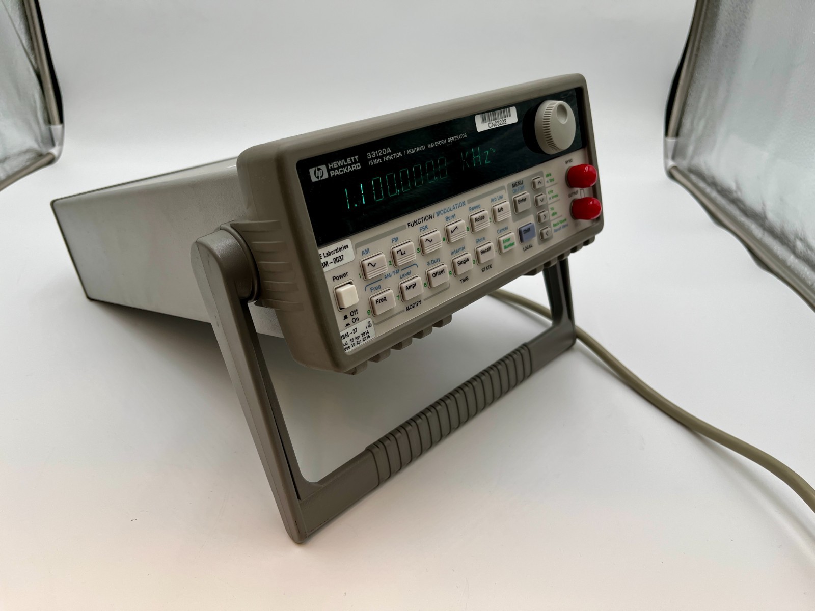 Keysight / Agilent 33120 A Arbitrary Waveform Generator
