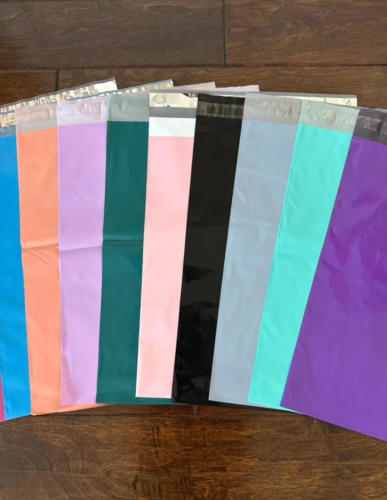 10 OR 20 Pack – 12×15.5″ Large Beautiful Mix of 10 Colors Designer Poly Mailers