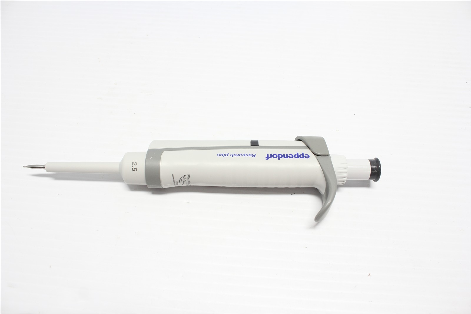 NEW Eppendorf Research Plus G Adjustable Volume Pipette 0.1-2.5uL 3123000012