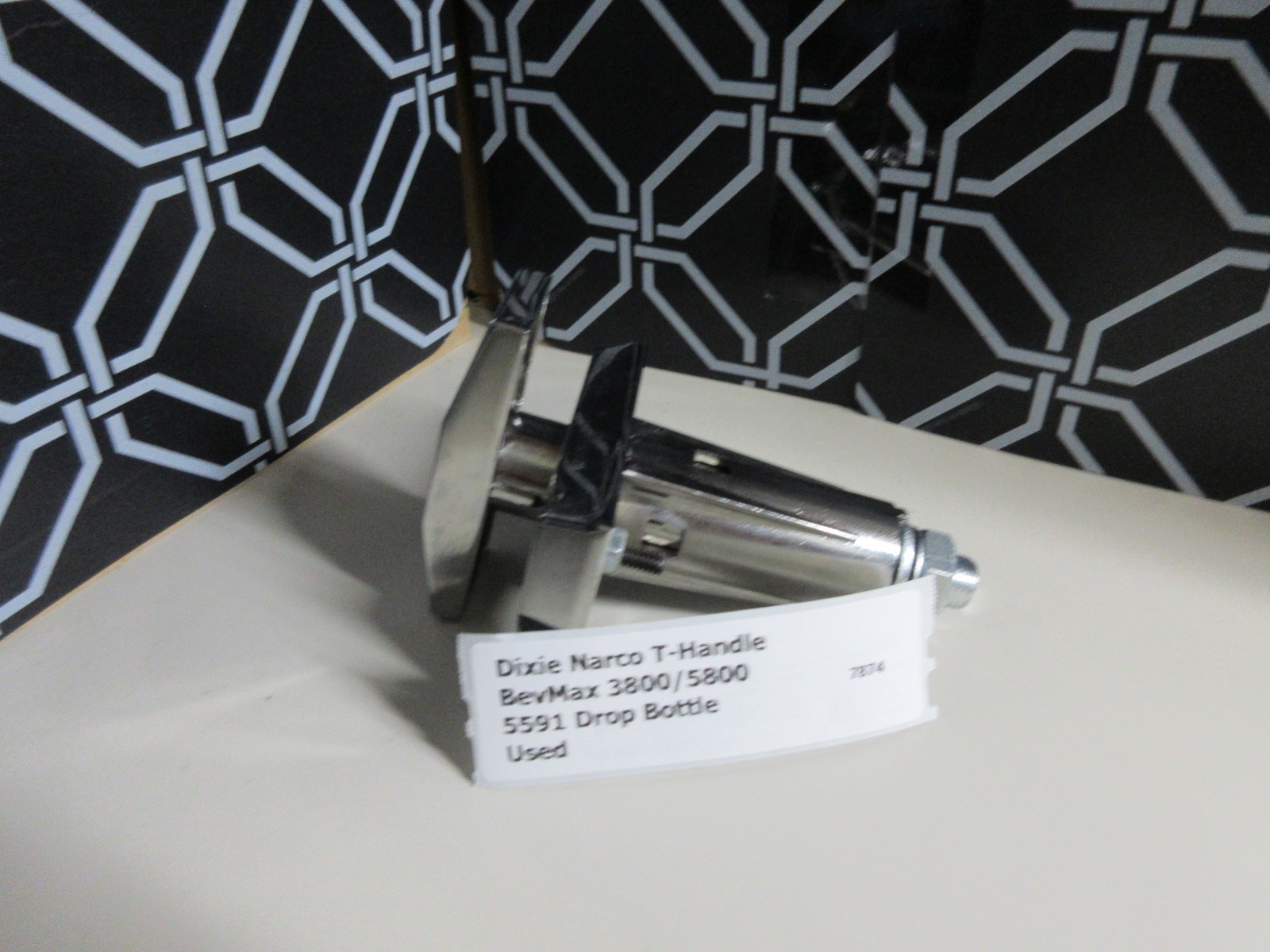 Dixie Narco Bev Max T Handle Used