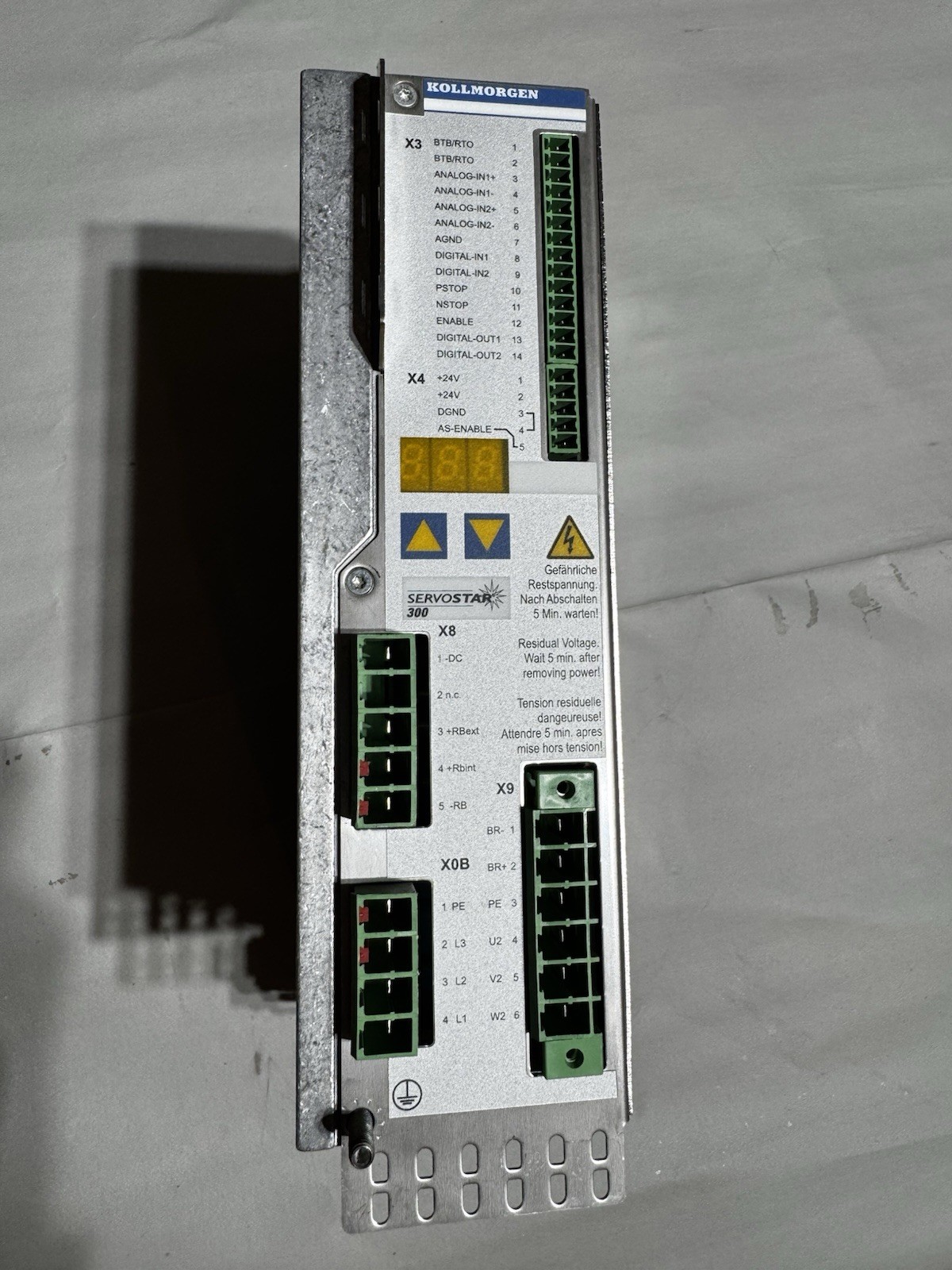 Used & Tested KOLLMORGEN SERVOSTAR 343 / S3030-1-NA Servo Drive