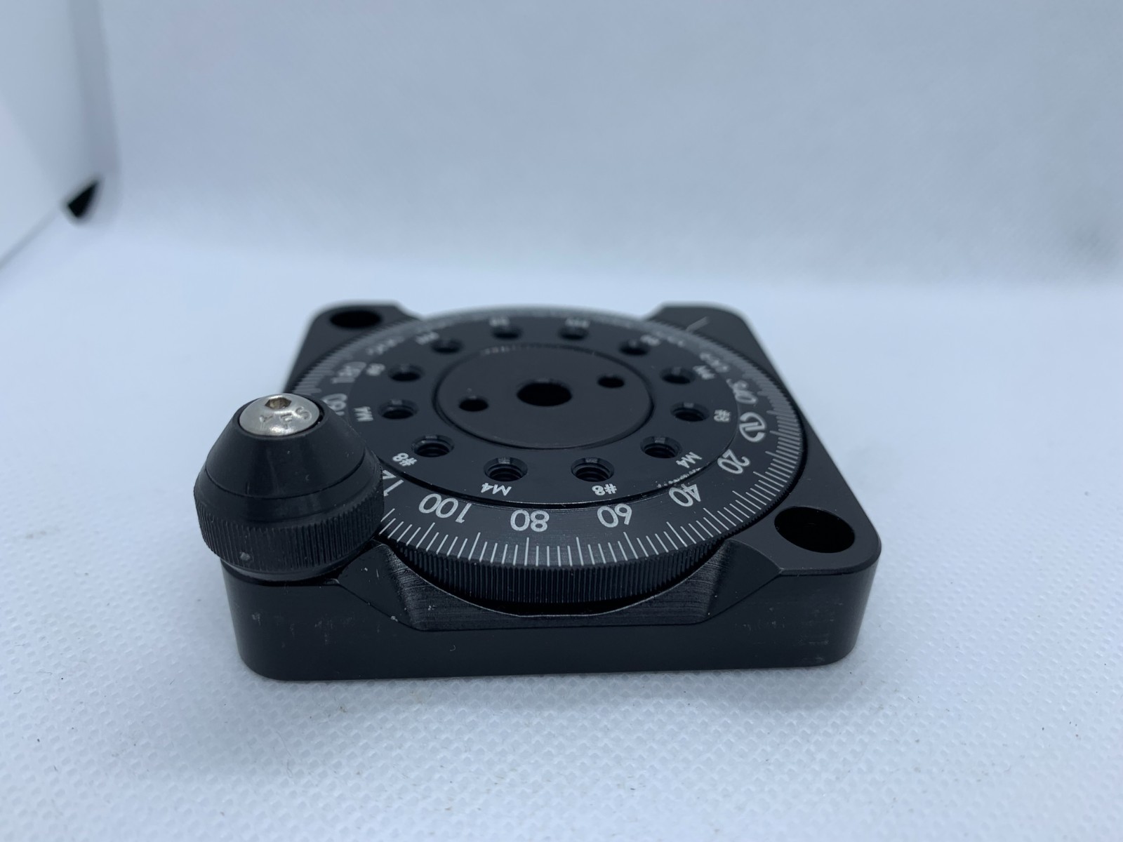 Newport RSP-1T Optic Rotation Mount for 1″ Optics with RSA-1TI Solid Insert