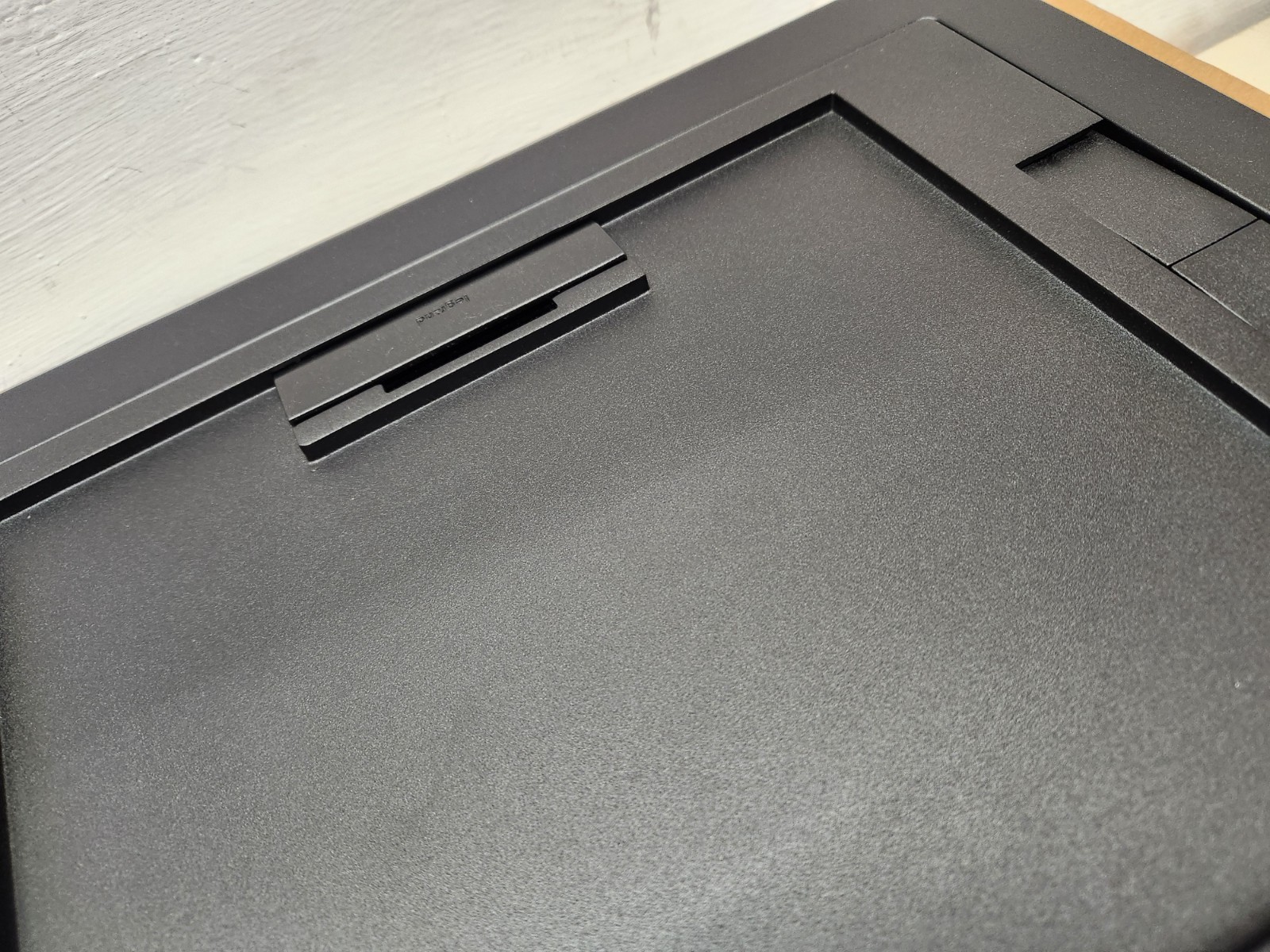 Wiremold Legrand EFB610CTCBK Evolution Floor Box Surface Cover Black ~ Brand New