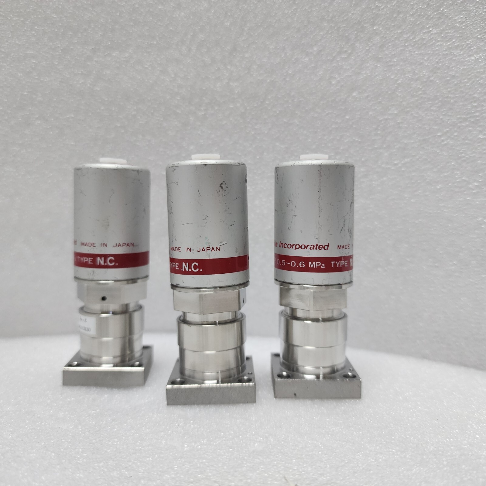 3 Fujikin 0.5-0.6 MPa, Lam 766-197844-003 Rev C, C No.565602 Type NC Valve,96937