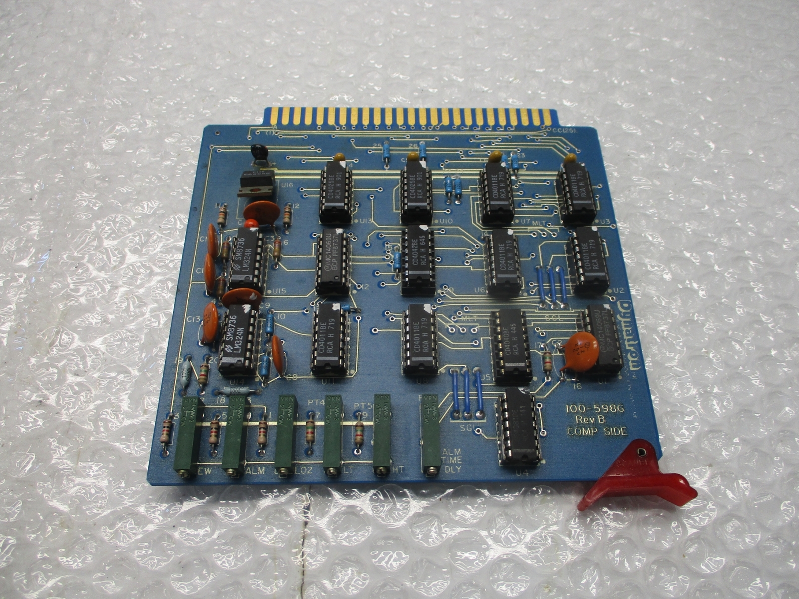 DYNATRON 100-5986 CIRCUIT BOARD NSNP