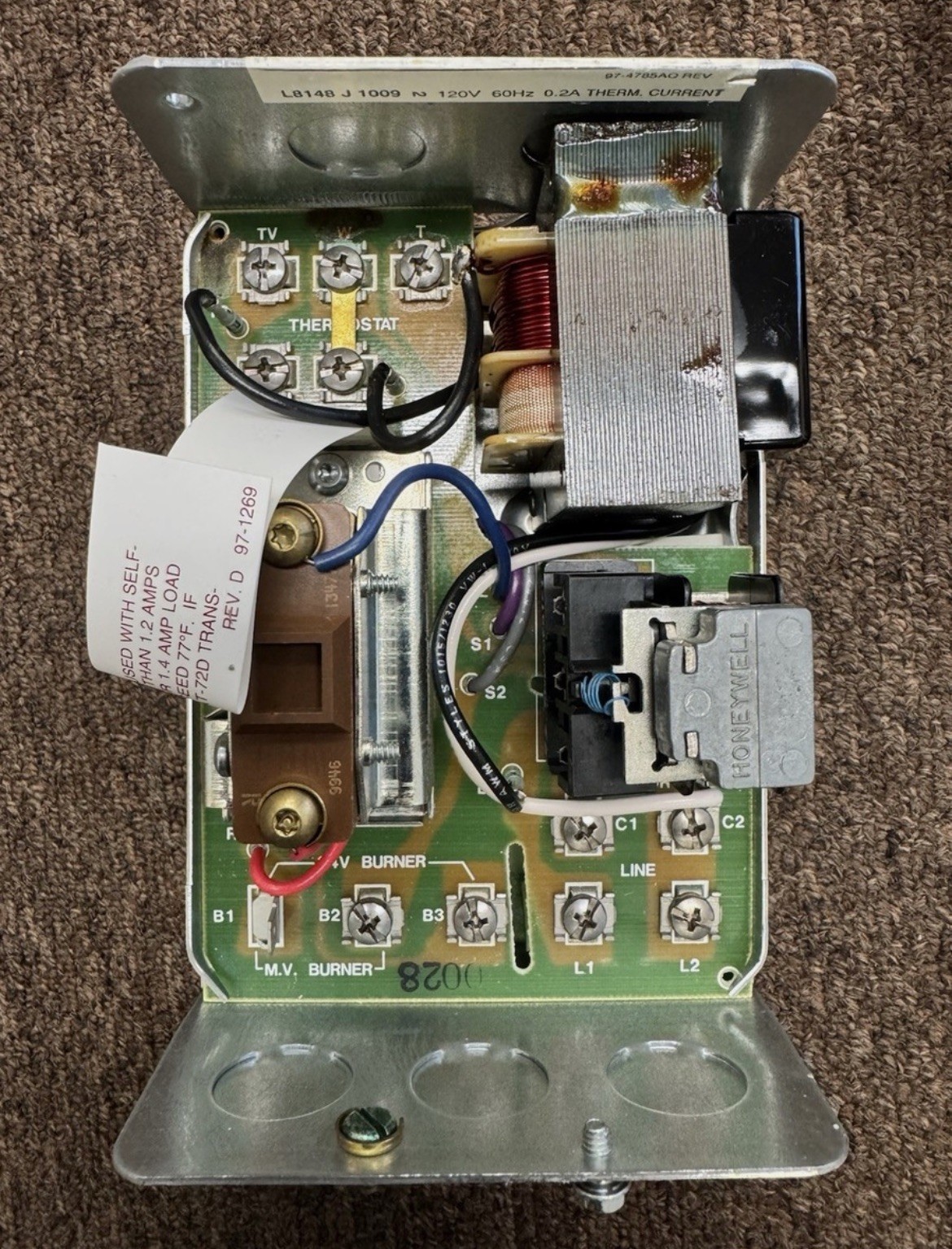 Honeywell L8148J1009 Aquastat Relay 7.4 AFL 24/120V Corded Electric
