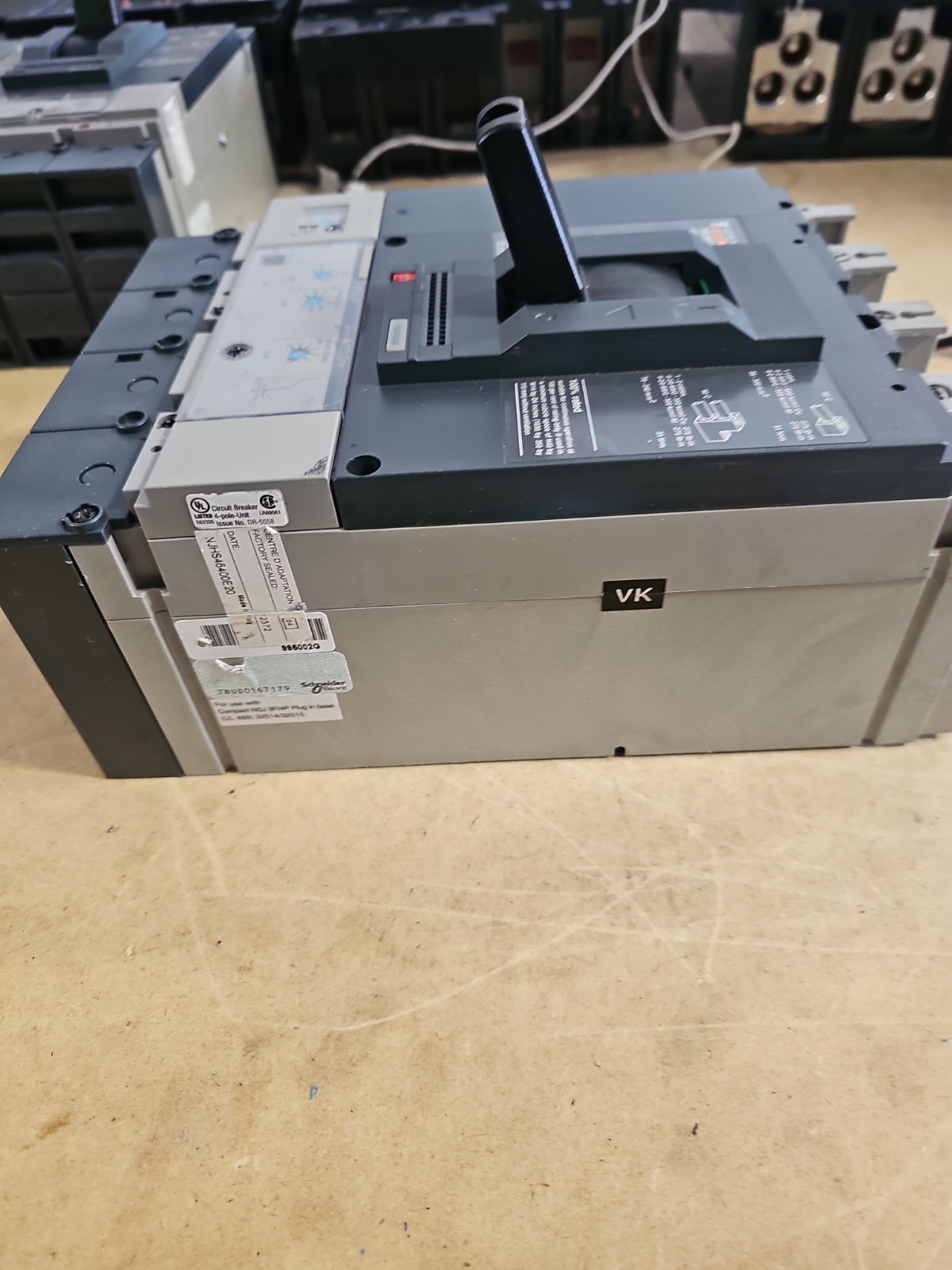Merlin Gerin NSJ400 NSJ400 H Circuit Breaker 400A 600V 3P