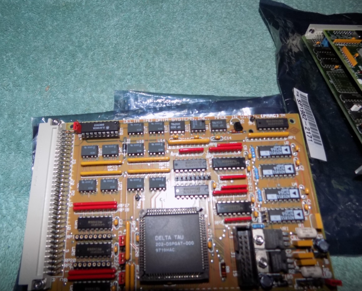 New Delta Tau PMAC VME 4 Axis Controller with 4-Axis Auxiliary PCA Board VXI
