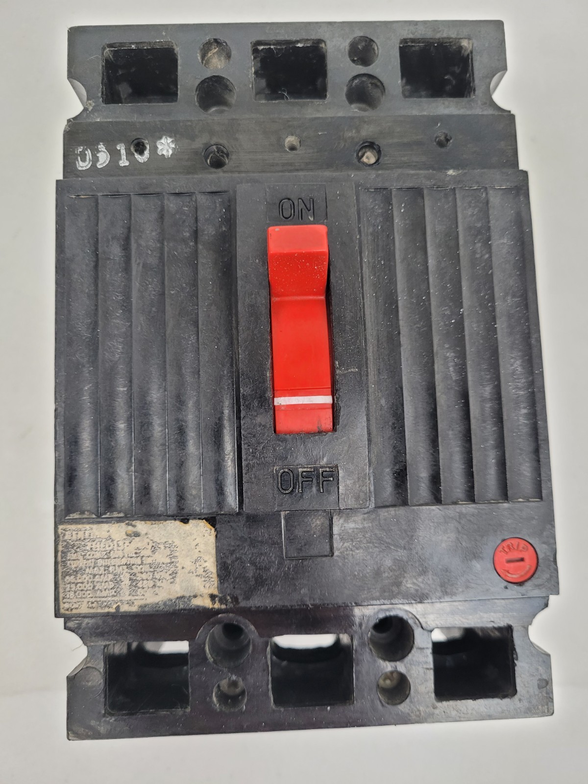 THED136030 General Electric 30 Amp 600VAC Circuit Breaker – Next Day Option