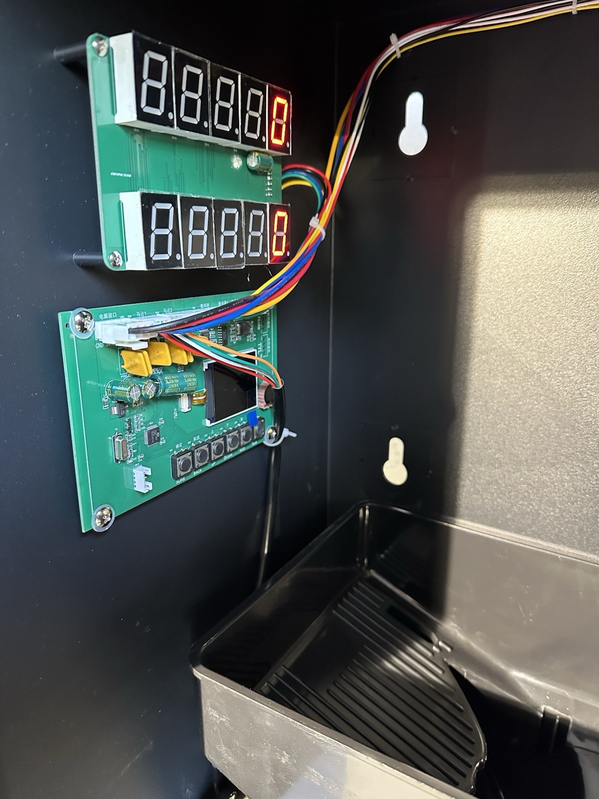 Bill 2 Coin Front Load Quarter Change Machine – With Stacker – $750 Qtr Capacity