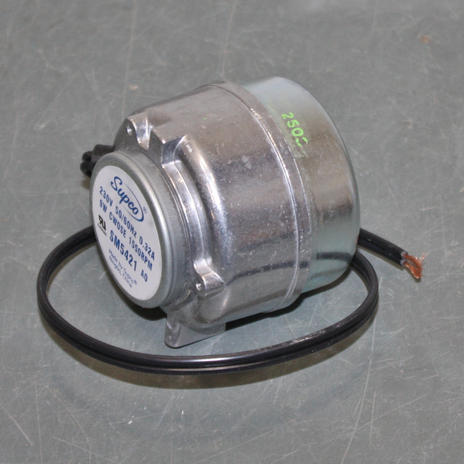 (6) Supco Unit Bearing Electric Motor SM5421, 1/4″ Threaded Shaft, 230V 1550 rpm