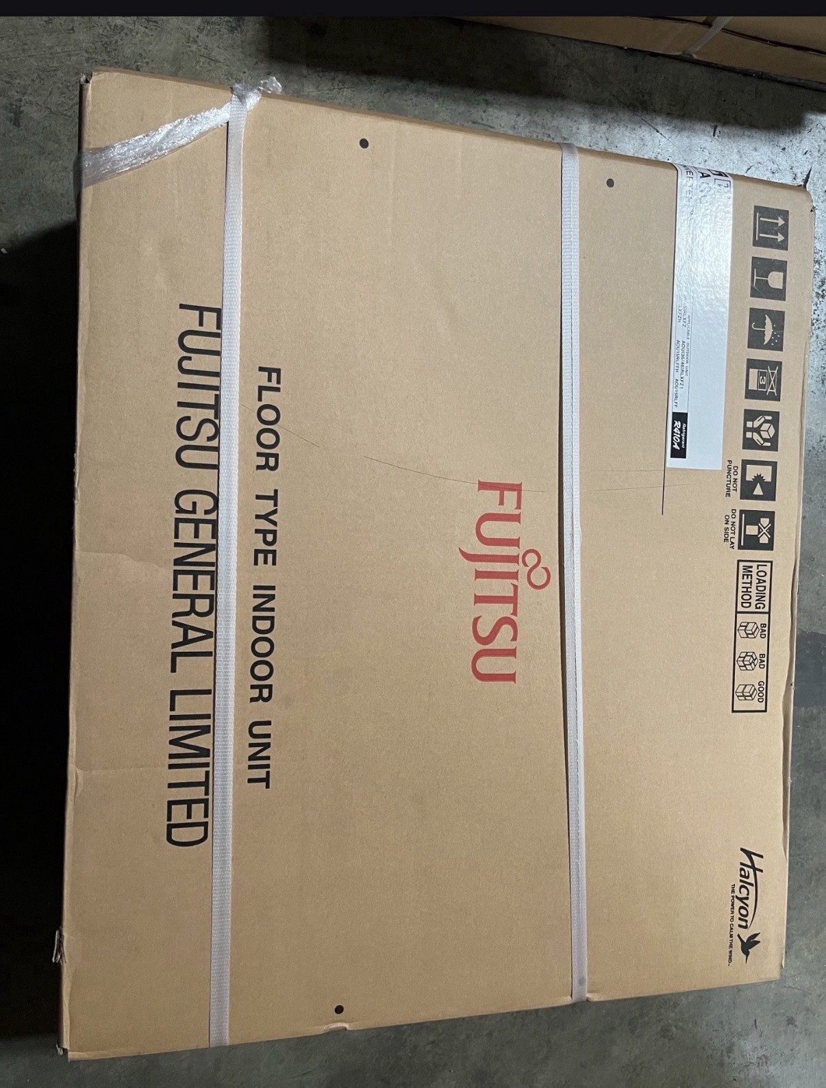 Fujitsu AGU15RLF Indoor Unit 15000 BTU Floor Mount Energy-Efficient Quiet