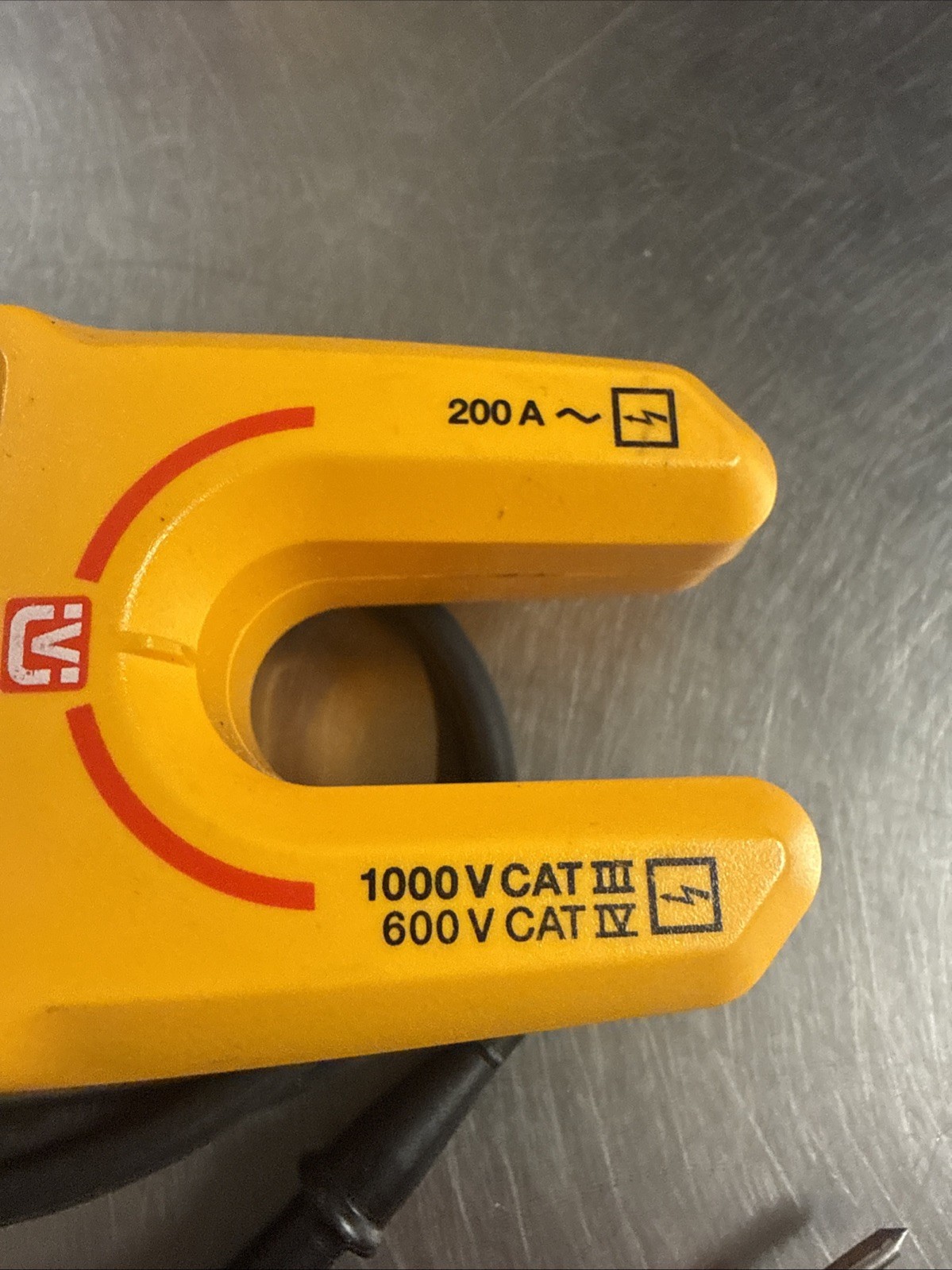 Fluke T6-1000 PRO True RMS Multimeter Tester 1000V CAT III/IV Field Sense