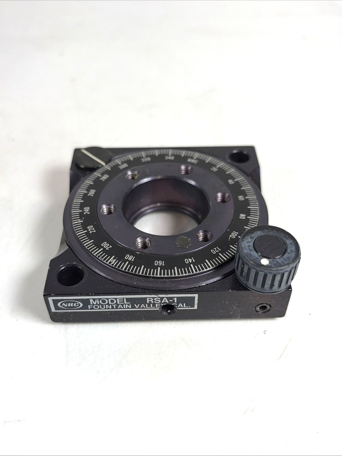 NRC Newport RSA-1 Linear Motion Stage Rotating