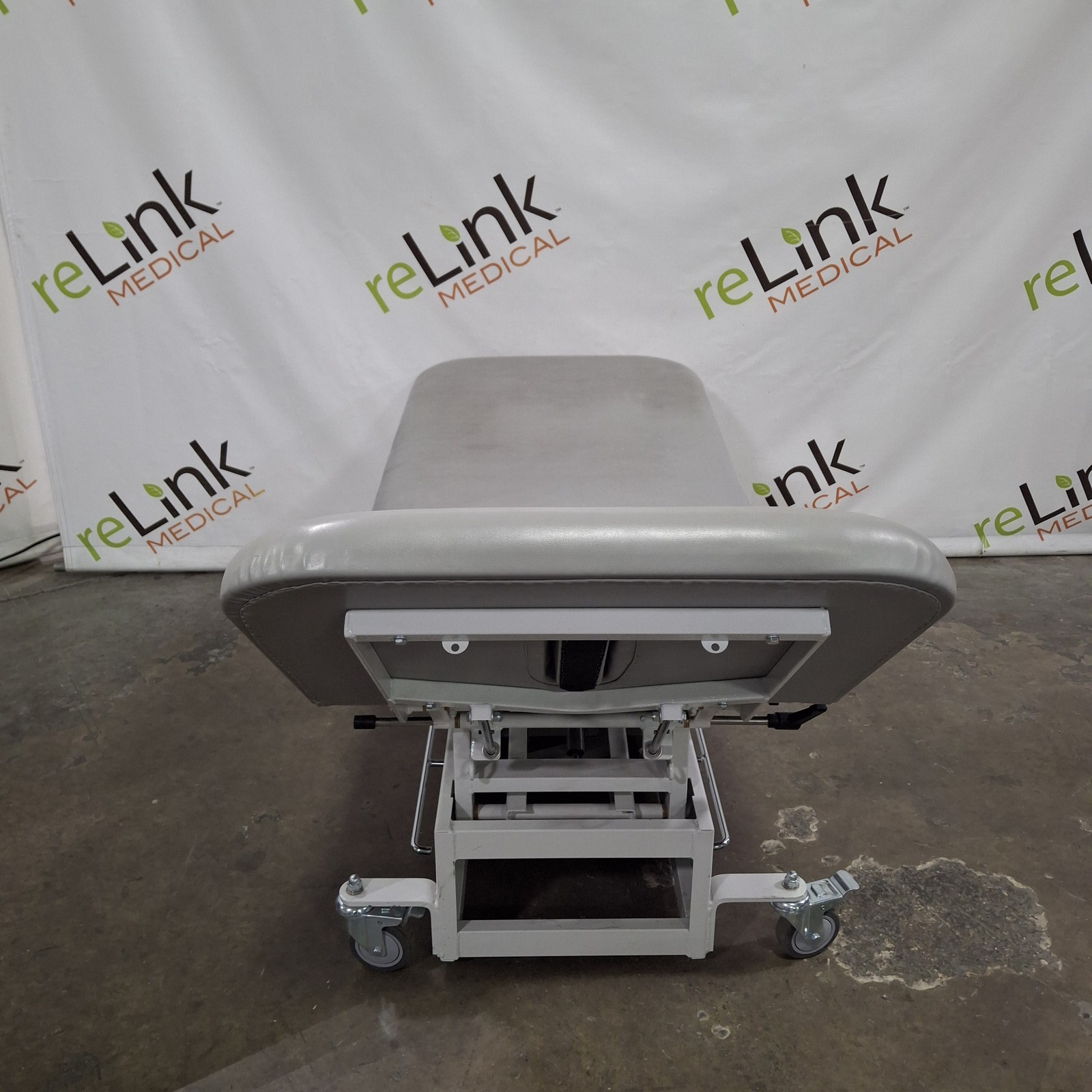 Dynatronics Dynatron T3 Treatment Table