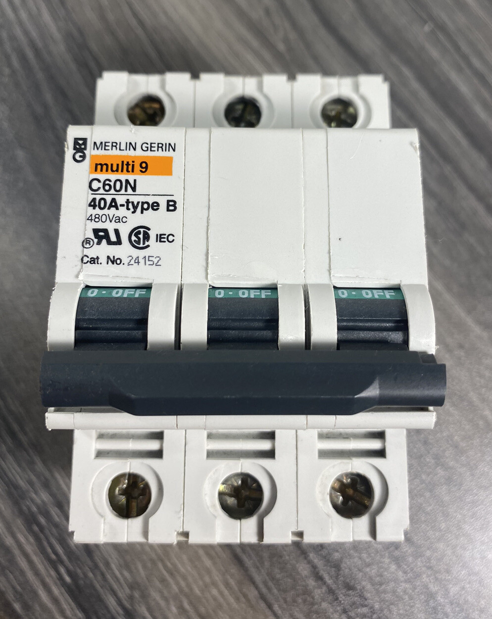 Merlin Gerin 24152 MG24152 3-Pole 480VAC Circuit Breaker C60N 40A Type B – USA