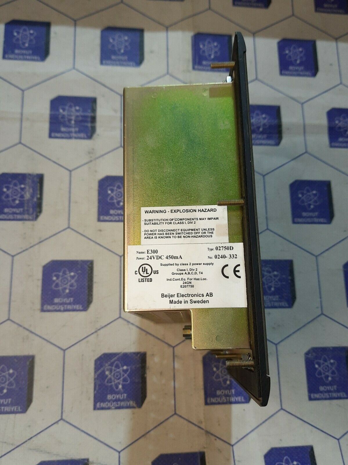 Beijer operator panel Name: E300 Type: 02750D 24VDC 450mA