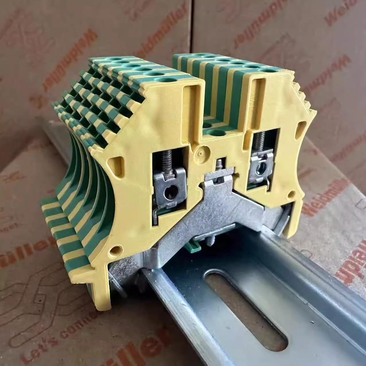 100pcs Weidmuller 1010000000 WPE 2.5 Yellow-green Grounding Terminal Block
