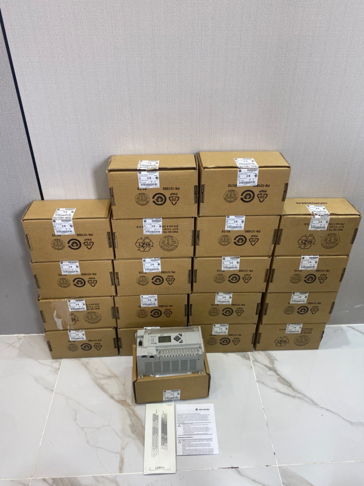 Allen Bradley 1766-L32BWA Ser.B MicroLogix 1400 PLC Processor