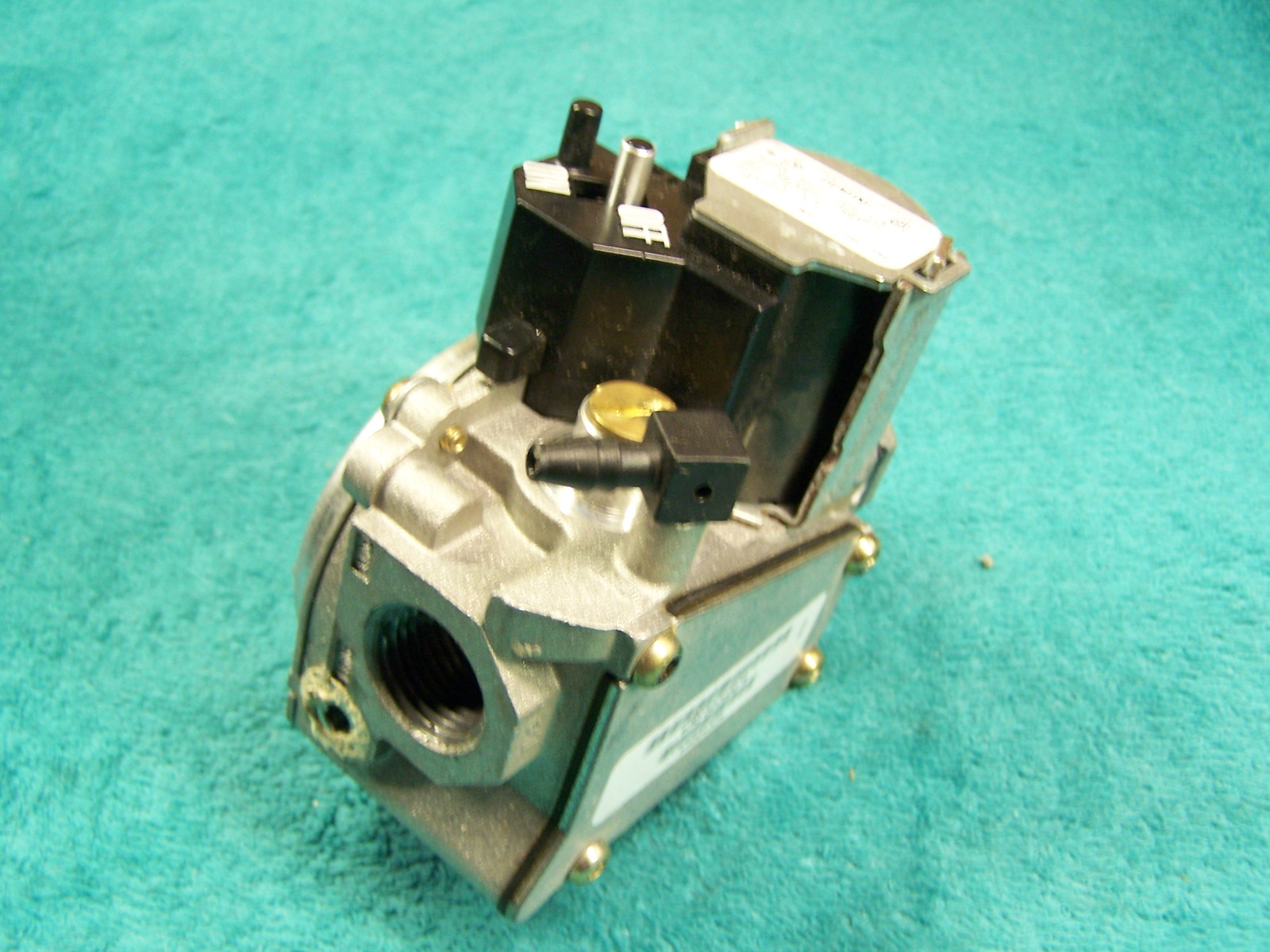 White Rodgers Gemini gas valve 36G24 Type 510 Carrier EF32CW207