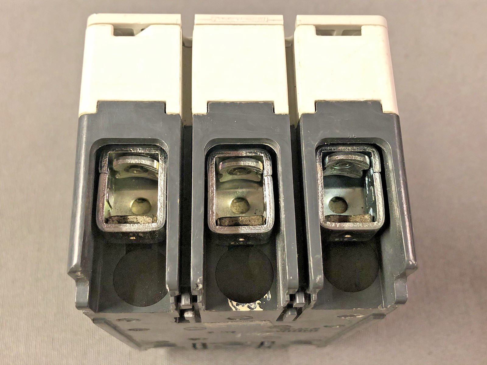 Eaton EGS3125FFG Molded Case Circuit Breaker 3 Pole 125A 600Y/347 VAC Max.