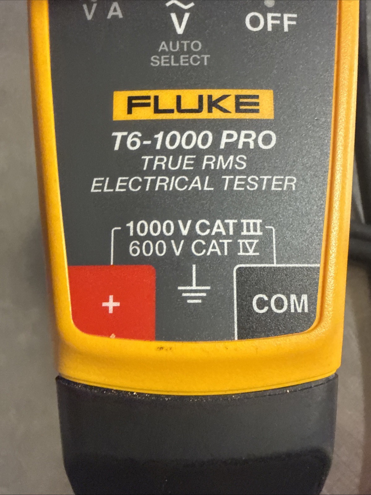 Fluke T6-1000 PRO True RMS Multimeter Tester 1000V CAT III/IV Field Sense
