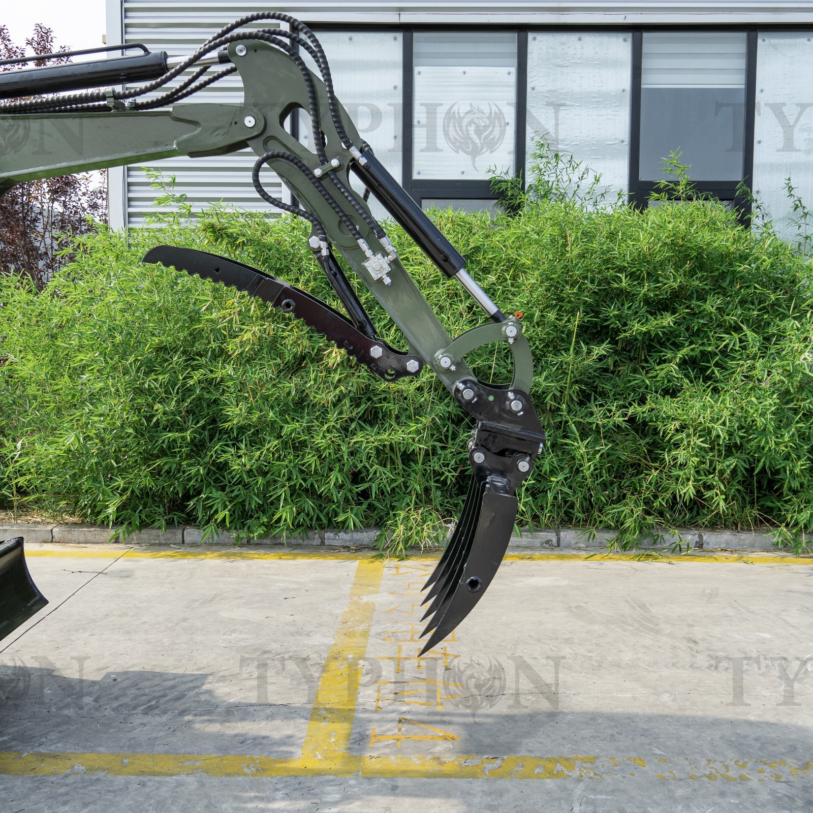 Rake Attachment for 2.5–3T TYPHON TERROR XXV Diggers | Compact Landscaping Rake